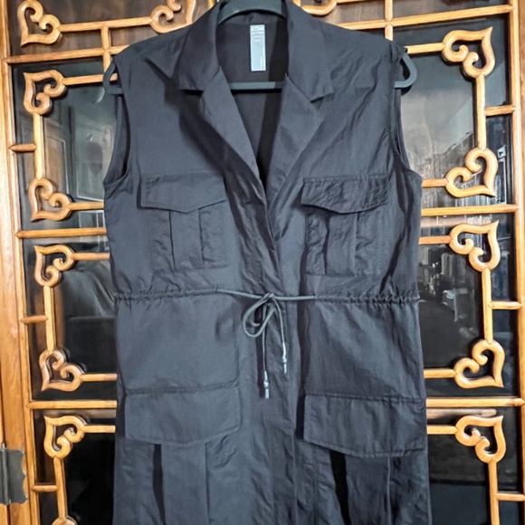 Simons Icone (S) black nylon utility vest, with pockets, like new condition. - Picture 5 of 9